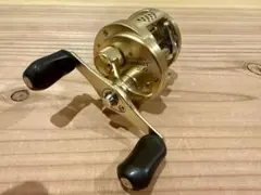 SHIMANO CALCUTTA CONQUEST 201 TypeJ-HG - メルカリ