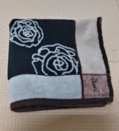 YVES SAINT LAURENT タオルハンカチ ローズ柄