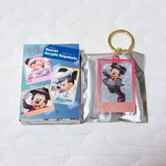ディズニーストア シークレットアクリルキーチェーン ミッキー バースデー