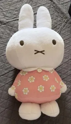 【レア】 オランダ ミッフィー ぬいぐるみ ピンク ボントントイズ 美品 レア】 オランダ ミッフィー ぬいぐるみ ピンク ボントントイズ 美品