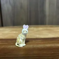 かわいいかわいいねこのかぶりものフィギュア　ねこうさぎちゃん(ホワイト) 美品