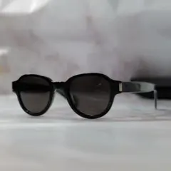 saint laurent ボストン Y2K モード サングラス ケース付きのサムネイル