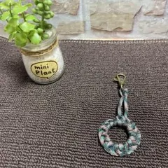 【ハンドメイド】パラコード フィンガーストラップ