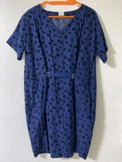 値下げ【美品】TIENS ecoute レオパード柄ロイヤルブルーワンピースのサムネイル