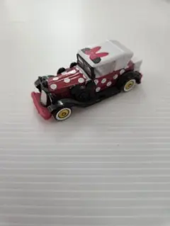 トミカ