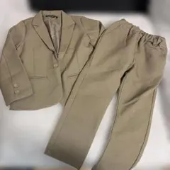 ベージュ フォーマルスーツセット　サイズ110