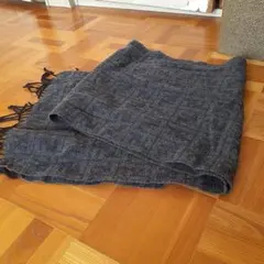 Fendi グレー フリンジ付きマフラー