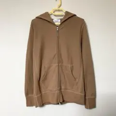 BEAMS ジップパーカー