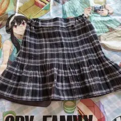 黒と白のチェック柄フレアスカート(インパン付き)