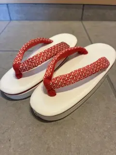 【美品】キッズ草履 白と赤のデザイン(21㎝)
