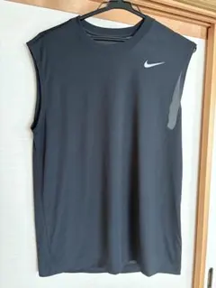 NIKE The Nike Tee ノースリーブ Mサイズのサムネイル