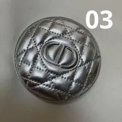 ディオール／スキンフォーエヴァーグロウルミナイザー03 ピンクヘイロー