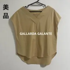 【美品】GALLARDA GALANTE プルオーバーVネックブラウスのサムネイル