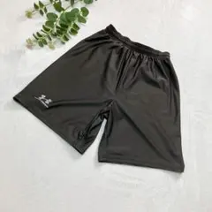 アンダーアーマー　ハーフパンツ　グレー　XS　スポーツ　練習着のサムネイル