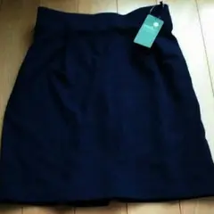 新品タグ付き  アースミュージック＆エコロジー   ポンチタイトスカート  M