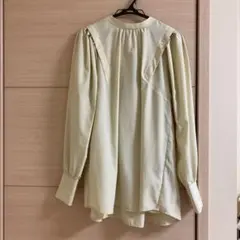 シャツ　バックリボンのサムネイル