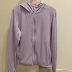 ユニクロ　キッズ　uvカットパーカー　薄手　紫　パープル　160cm 紫外線対策