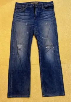 メンズ　ユニクロ　ストレートジーンズ　31インチ