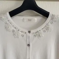 未使用トッコクローゼット♡立体フラワーモチーフとビジューのカーディガン