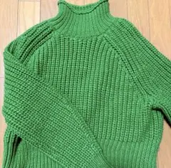 H&M 緑 チャンキーニット