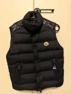 の*様 MONCLER ダウンベスト ブラック