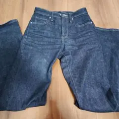 完売品　ユニクロ　スリムストレートハイライズジーンズ　デニム　22インチ