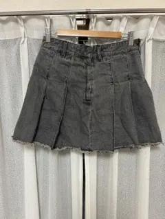 GU グレー プリーツスカート