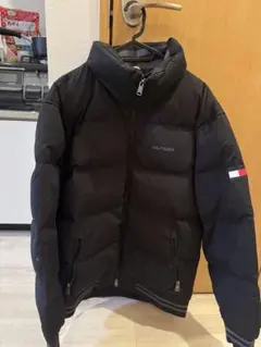 Tommy Hilfigerブラック ダウンジャケット