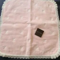 CELINE ピンク レース付きタオルハンカチ