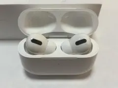 【最終値下げ】AirPods Pro 本体 ホワイト 充電ケース付き