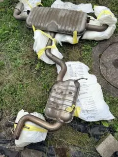 アウディTT　純正マフラー　【送料込み】のサムネイル