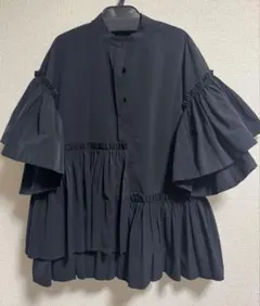 UNITED ARROWS ブラックフリルブラウス五分袖のサムネイル