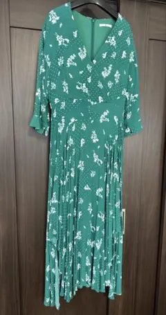 SLY グリーン 花柄 マキシドレス