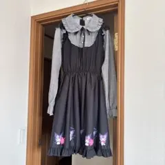 クロミイラスト付き黒ひざ丈ワンピース