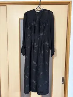 AIMER エメ ブラックワンピース