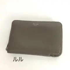 CELINE セリーヌ 二つ折り財布 財布 ラウンドジップ ミディアム レザーのサムネイル