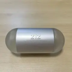 キャロライナヘレラ 212 100ml 右側は未使用 左側は数回プッシュぐらい
