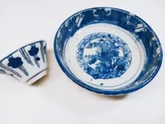 【骨董・使用済・欠け、擦れ有り】染付 小皿・湯呑み 花柄 2個セット 金継ぎ用