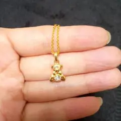 クマのネックレス