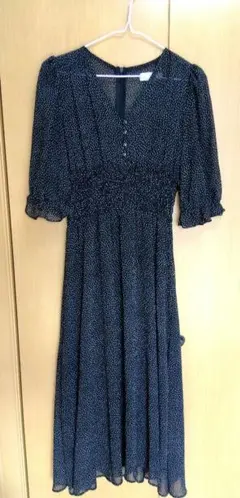 ドット柄ワンピース