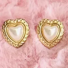 Vintage Heart Earring