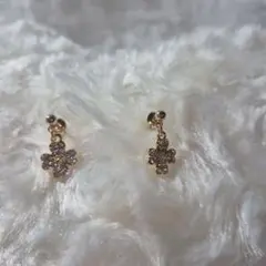 No.➀【ハンドメイド】クローバーのキラキラピアス