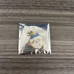 ちいかわパーク　ゲームの景品　メタルチャーム　ハチワレ