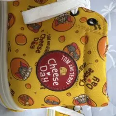 TOM AND JERRY Cheese Day ハイカットスニーカーのサムネイル