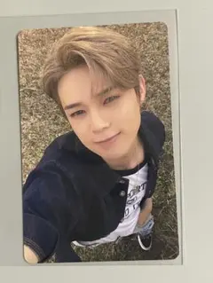 Item thumbnail for item e1e38633-089c-4da5-8e2c-768ab7537cac