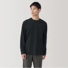 黒 長袖カットソー