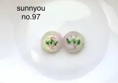 押し花のピアスno.97