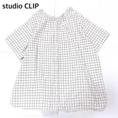 【美品】スタディオクリップ　襟フリルチェック柄半袖ブラウス　Lサイズのサムネイル