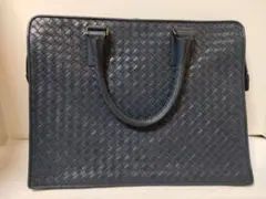 BOTTEGA VENETA イントレチャート ビジネスバッグ ネイビーのサムネイル