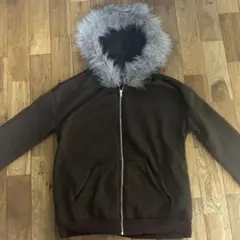 ブラウンファー付きフードパーカー